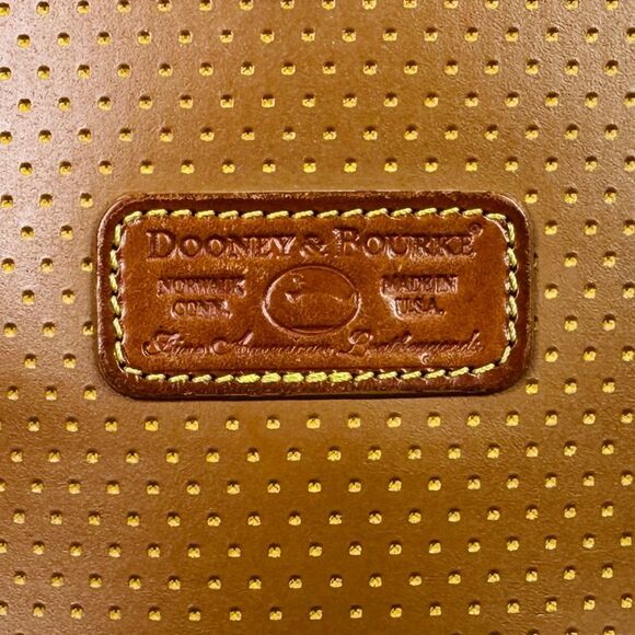 Vintage Dooney & Bourke Caramel Cabriolet Leather Bucket Bag - 10” x 7.5” x 5” - Picture 8 of 14